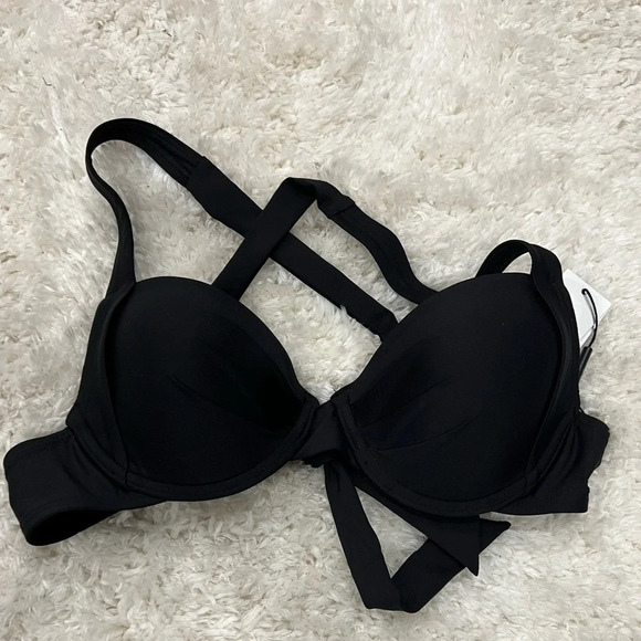 Calvin Klein Women's Pleated Convertible Underwire Bikini Top - Picture 1 of 5